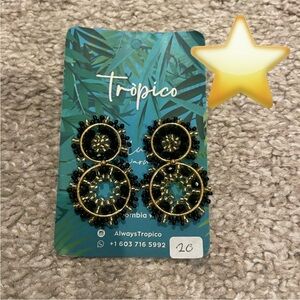 ⭐️Bundle 3/$20 or 5/$25⭐️ Black and Gold Earrings